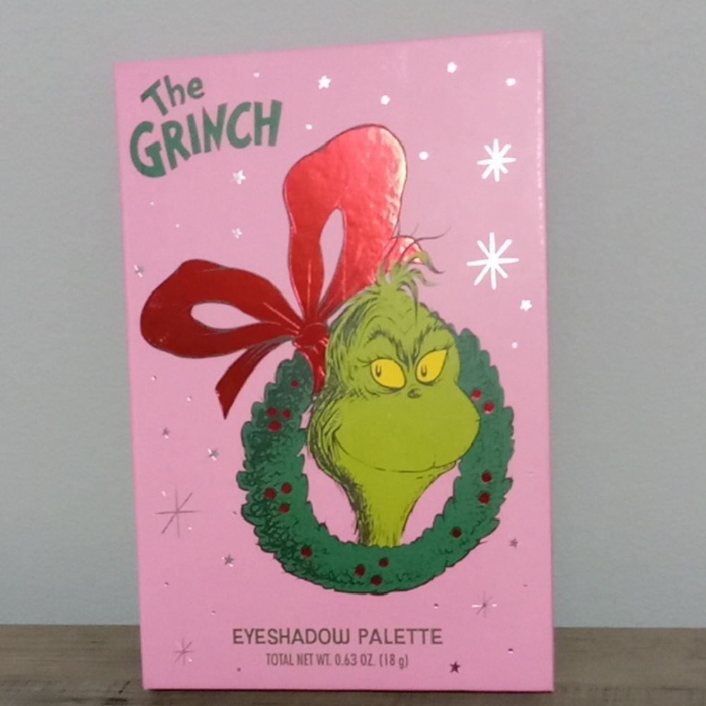 The Grinch Eyeshadow Pallette.